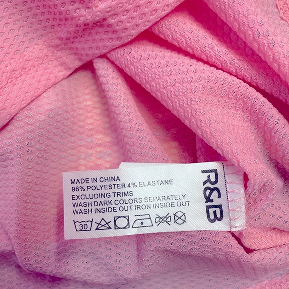 R&B sports mesh transparent top in pleasing light pink colour, size UK 14 - Picture 3 of 5